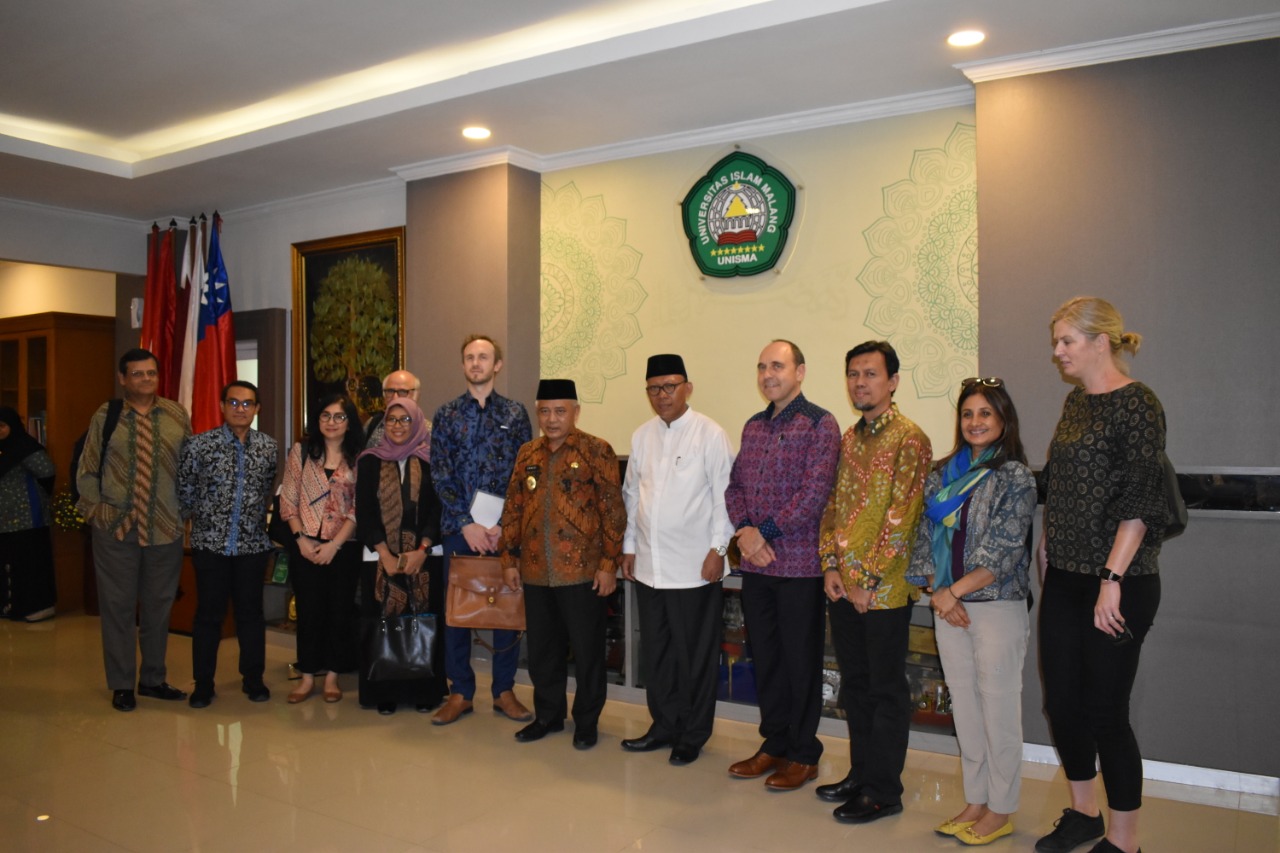 Focus Group Discussion (FGD) Collaboration of World Bank, Ministry of Health RI, Government of East Java, Local Government of Malang Regency, and UNISMA Malang