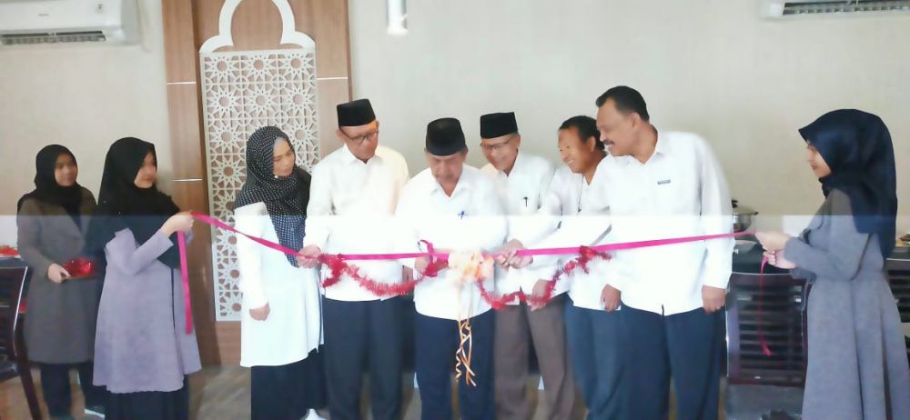 Unisma Malang Launching Ruang VIP Kantin Hatecho Kampus